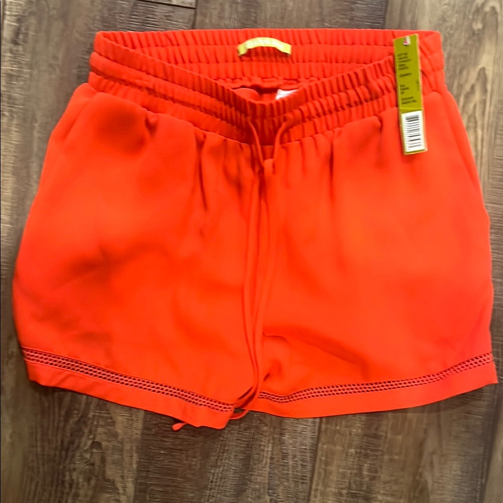 Gianni Bini Vibrant Coral Athletic Shorts with Elastic Waistband
